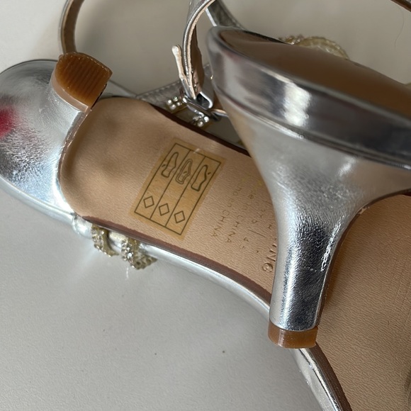 Call it Spring heels - Picture 4 of 4